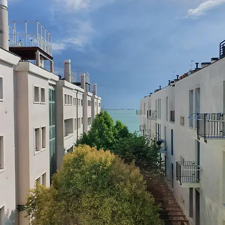 Alice Creek Apartment *